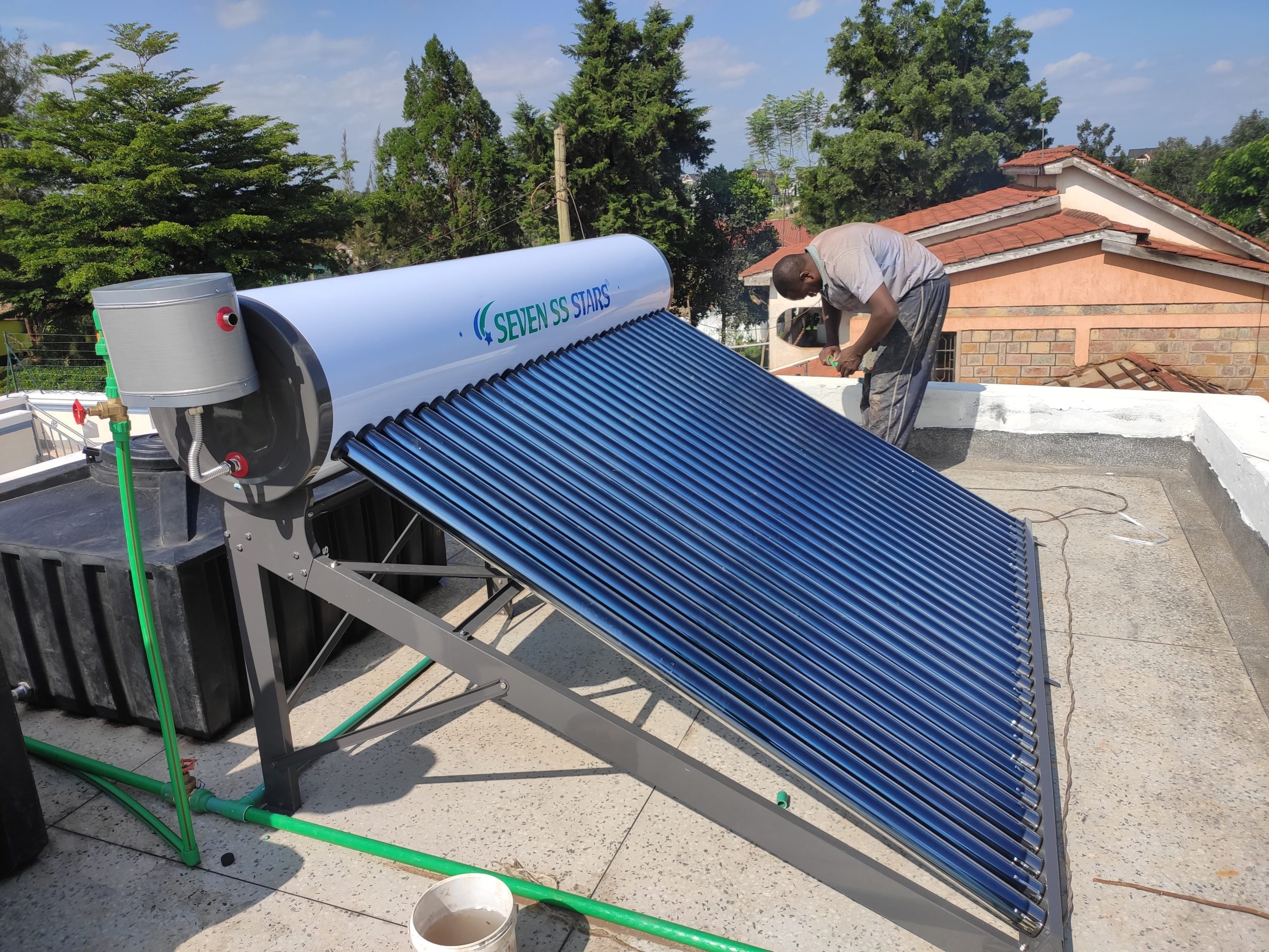 Seven SS 350L White Non-Pressurized Solar Water Heater